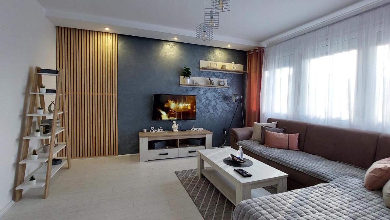 Apartman 23 Belgrado Buitenkant foto